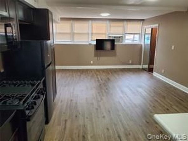 524 Merrick Road , Unit 2nd Fl, Lynbrook, NY 11563