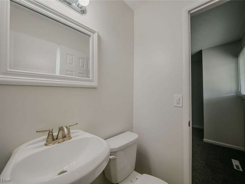 24360 Uppingham Road, Bedford Heights, OH 44146 Photo 17