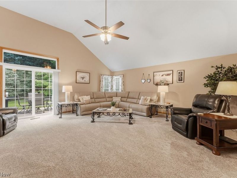 15249 Oak Hollow Lane, Strongsville, OH 44149 Photo 12