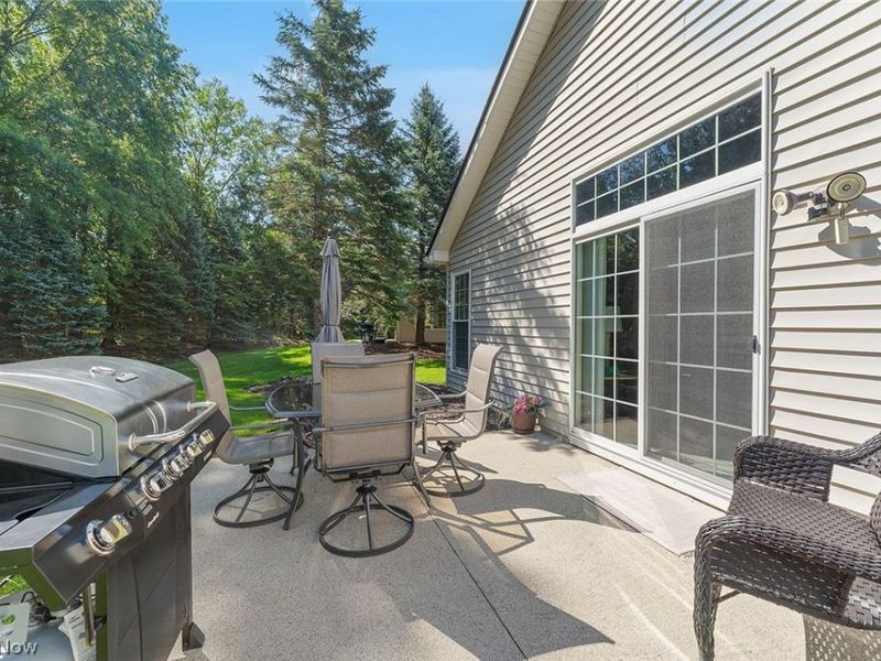 15249 Oak Hollow Lane, Strongsville, OH 44149 Photo 32