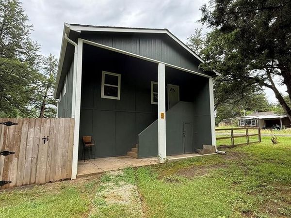 142 Andrea Street, Unit B, Pottsboro, TX 75076