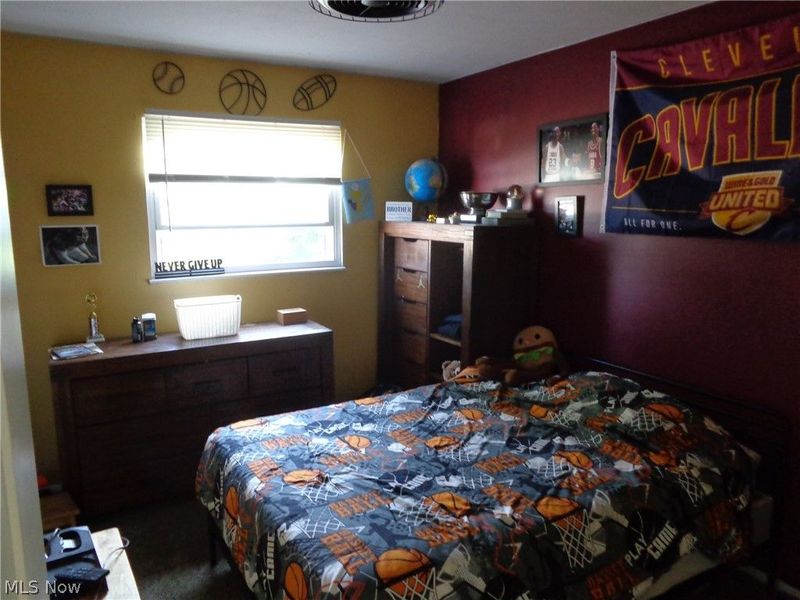 4711 Marcie Drive, Cleveland, OH 44109 Photo 19