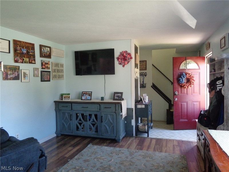 4711 Marcie Drive, Cleveland, OH 44109 Photo 6