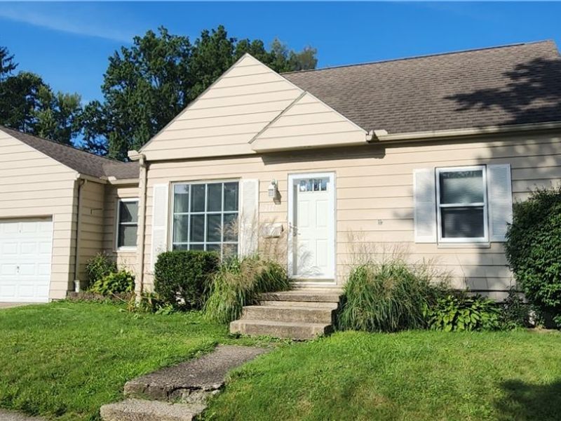 2827 Norwood Street, Cuyahoga Falls, OH 44221 Photo 1