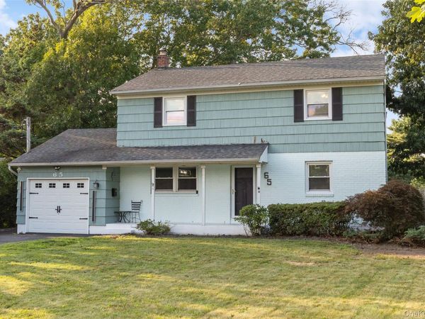 65 Timberpoint Road , East Islip, NY 11730