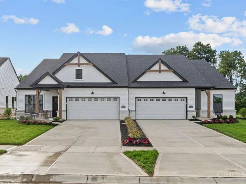 5669 White Pine Lane, Fairfield Township, OH 45011 Photo 2