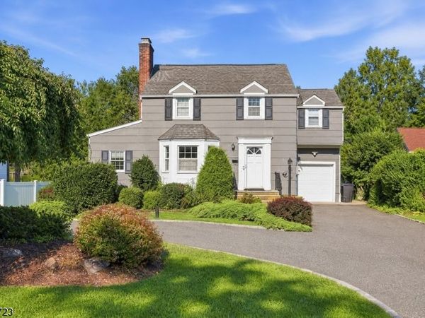 178 Walnut St, Livingston, NJ 07039
