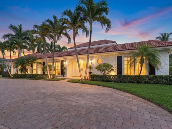 503 Neapolitan WAY , NAPLES, FL 34103