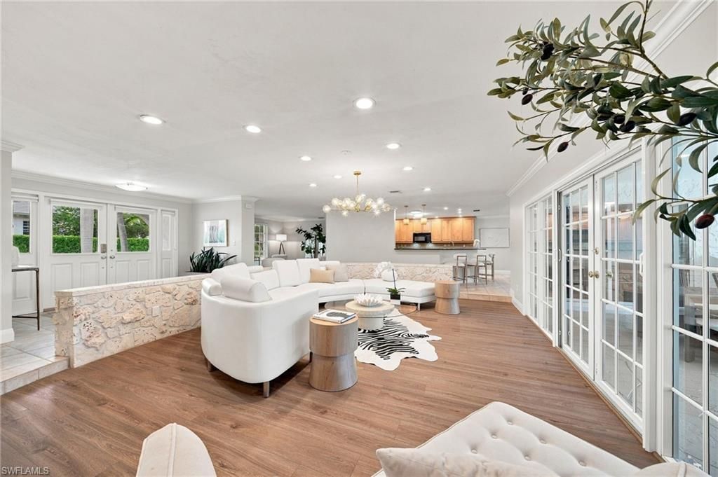 503 Neapolitan Way , Naples, FL 34103 Photo