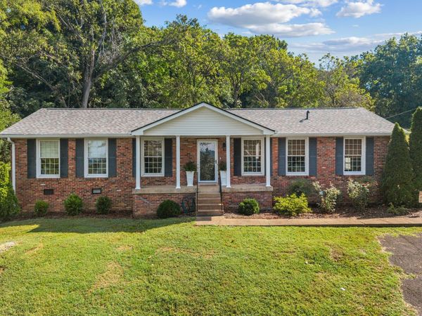 304 Cross Timbers Dr, Nashville, TN 37221