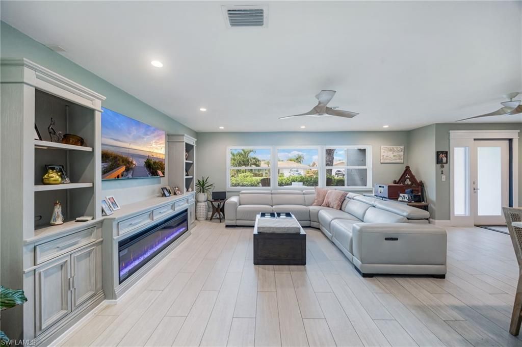 4557 Eagle Key Cir , Naples, FL 34112 Photo