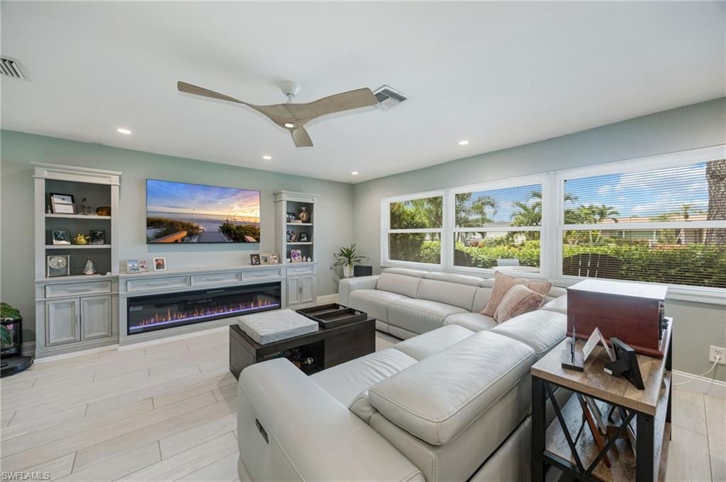 4557 Eagle Key Cir , Naples, FL 34112 Photo