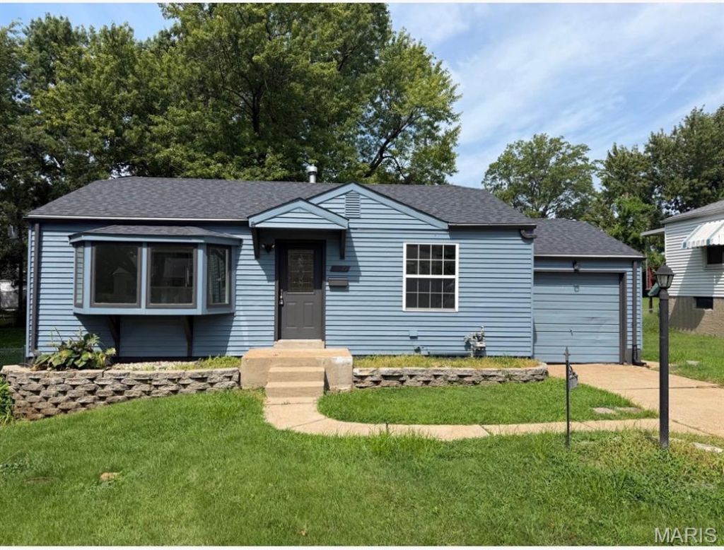 10171 Newbold Drive , Saint Louis, MO 63137 Main Photo