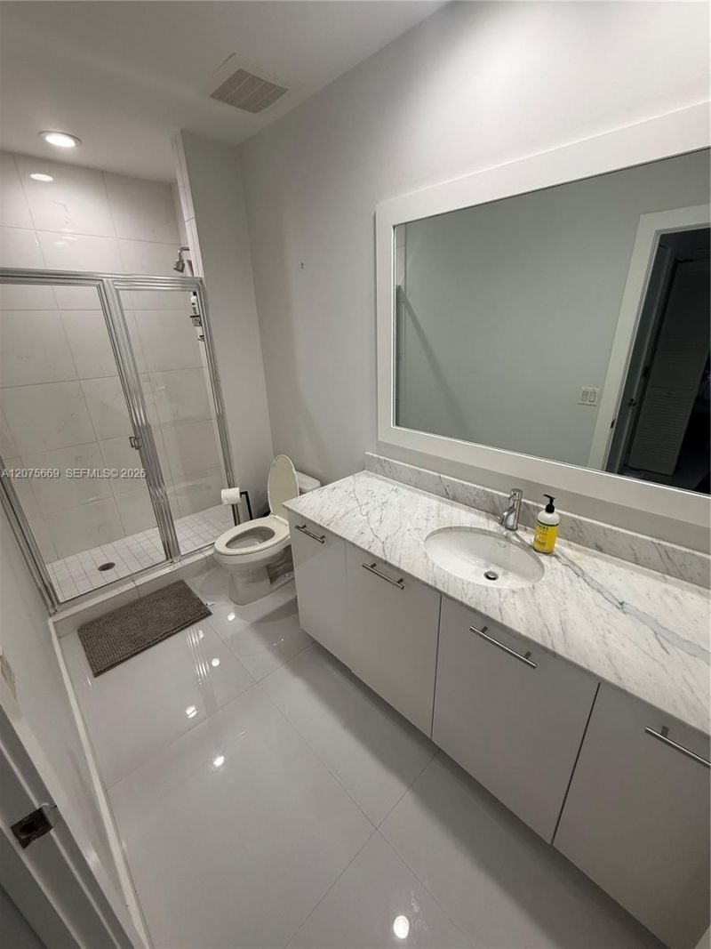 951 Brickell Ave, Unit 4105, Miami, FL 33131 Photo