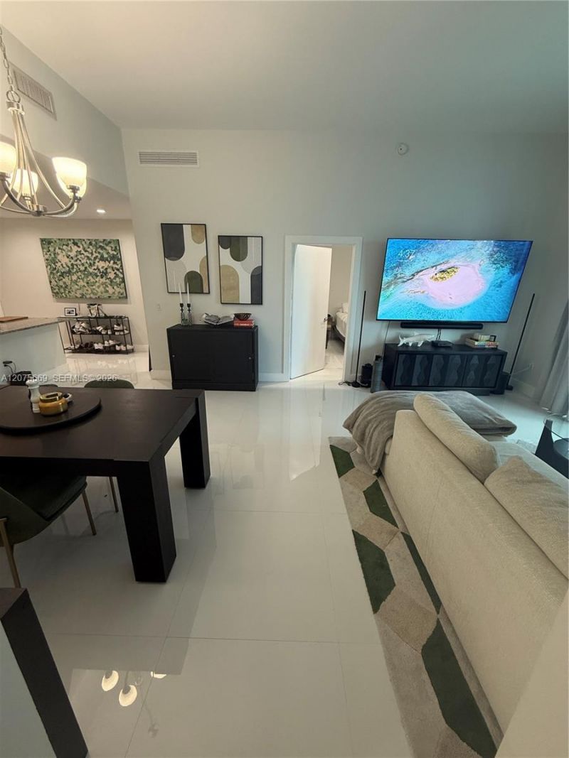 951 Brickell Ave, Unit 4105, Miami, FL 33131 Photo