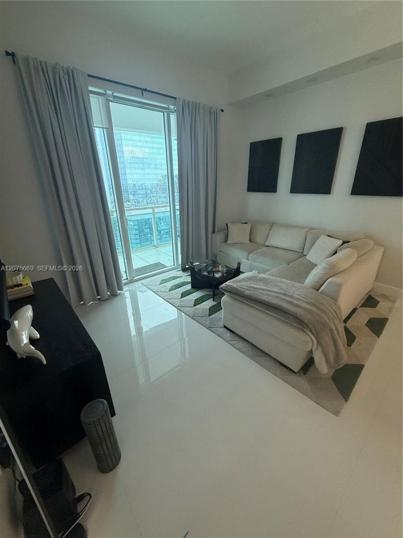 951 Brickell Ave, Unit 4105, Miami, FL 33131 Photo