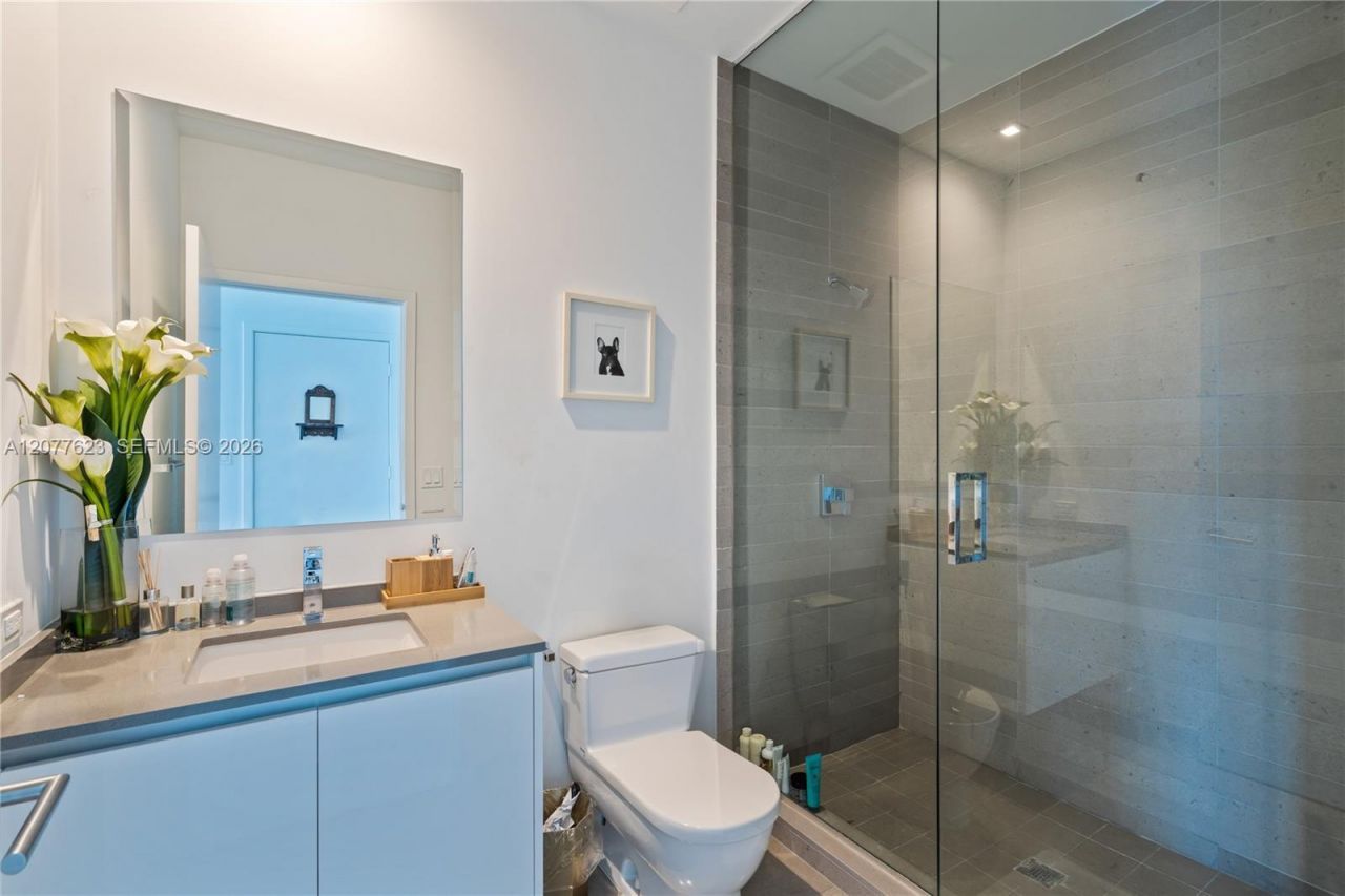 88 SW 7th St , Unit 4203, Miami, FL 33130 Photo