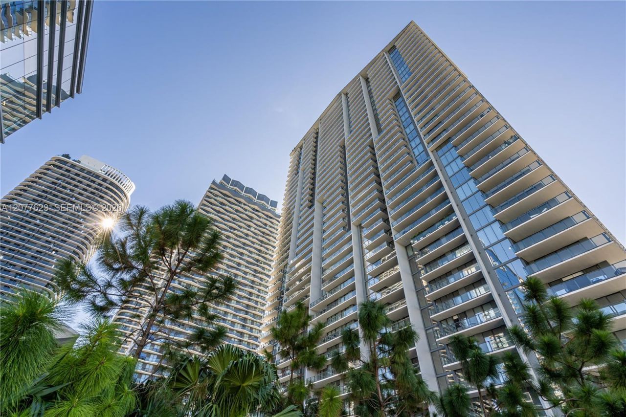 88 SW 7th St , Unit 4203, Miami, FL 33130 Photo