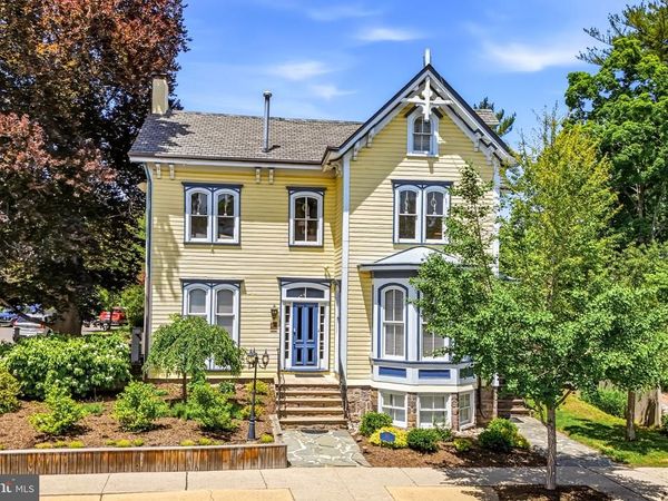 80 W BRIDGE STREET, NEW HOPE, PA 18938