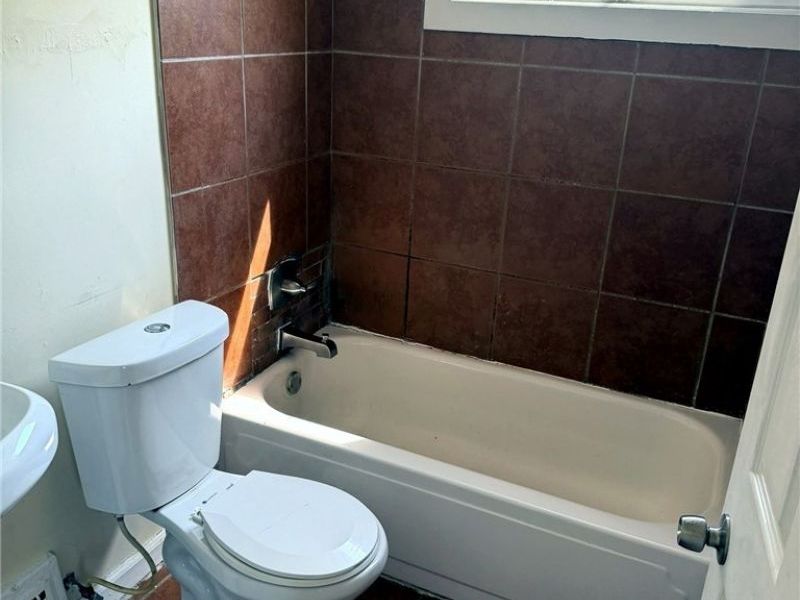 932 Vineshire Road, Cleveland Heights, OH 44121 Photo 24