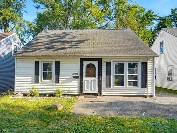 18614 Homeway Road, Cleveland, OH 44135