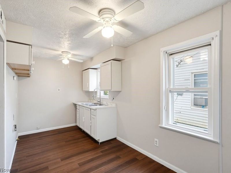 18614 Homeway Road, Cleveland, OH 44135 Photo 6