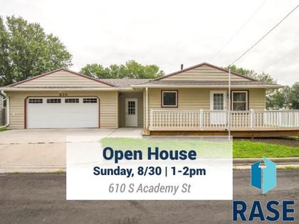 610 S Academy St Lennox, SD 57039