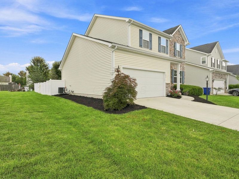 192 Old Colony Drive, Delaware, OH 43015 Photo 3