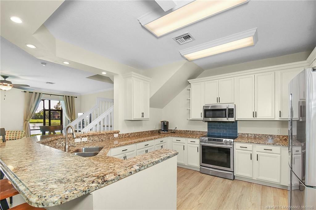 132 SE Crestwood Circle, Stuart, FL 34997 Photo