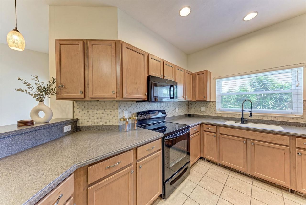 1510 Grantham Drive, Sarasota, FL 34234 Photo