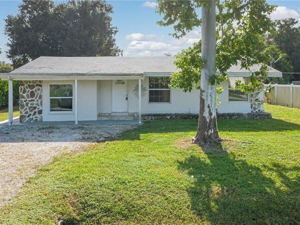 1158 Travis AVE , NORTH FORT MYERS, FL 33903