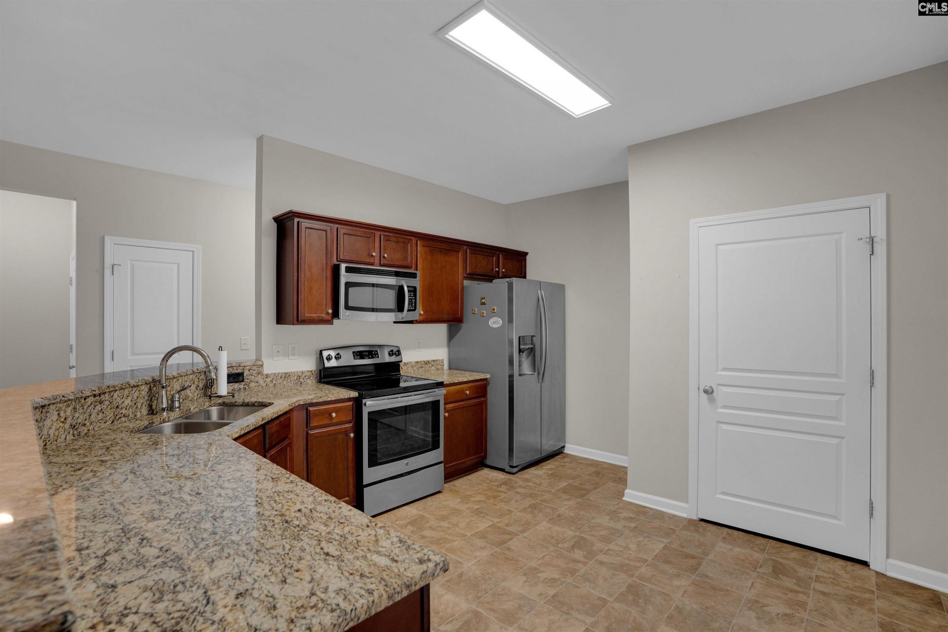 24 Palmetto Wood Court  Photo 4