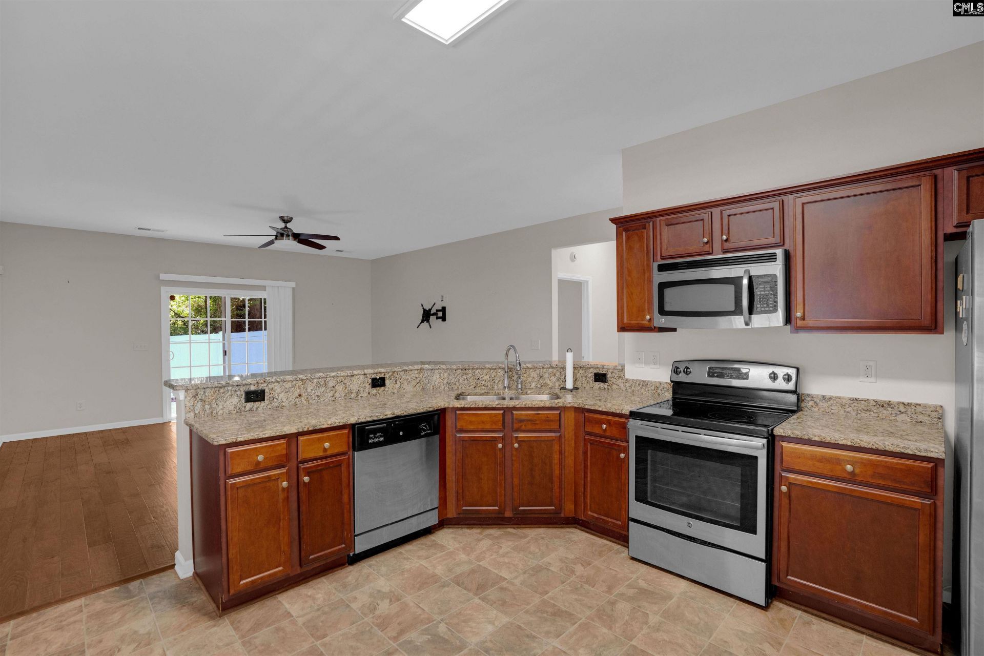 24 Palmetto Wood Court  Photo 5