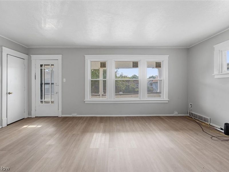 477 E 148th Street, Cleveland, OH 44110 Photo 23