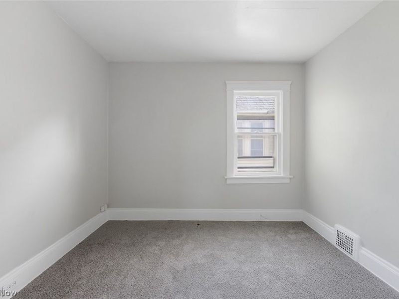 477 E 148th Street, Cleveland, OH 44110 Photo 28