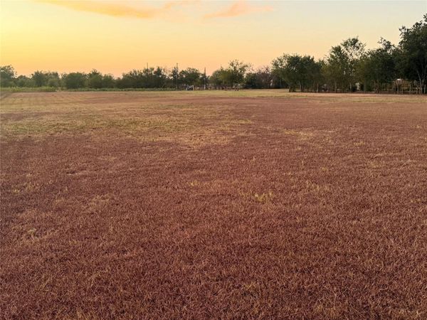 2206 Sandra LN, Webberville, TX 78653