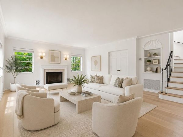 5842 Alton Rd , Miami Beach, FL 33140