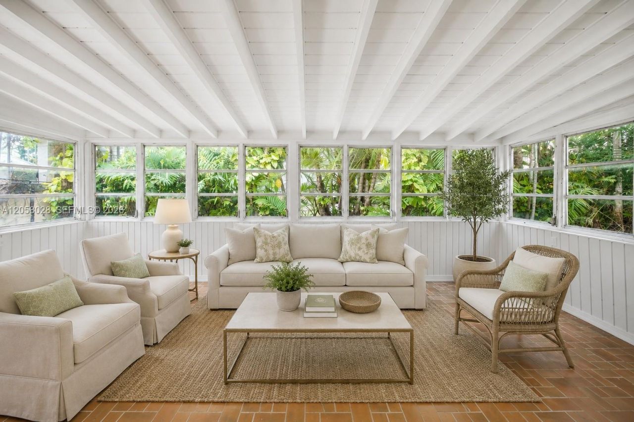 5842 Alton Rd , Miami Beach, FL 33140 Photo