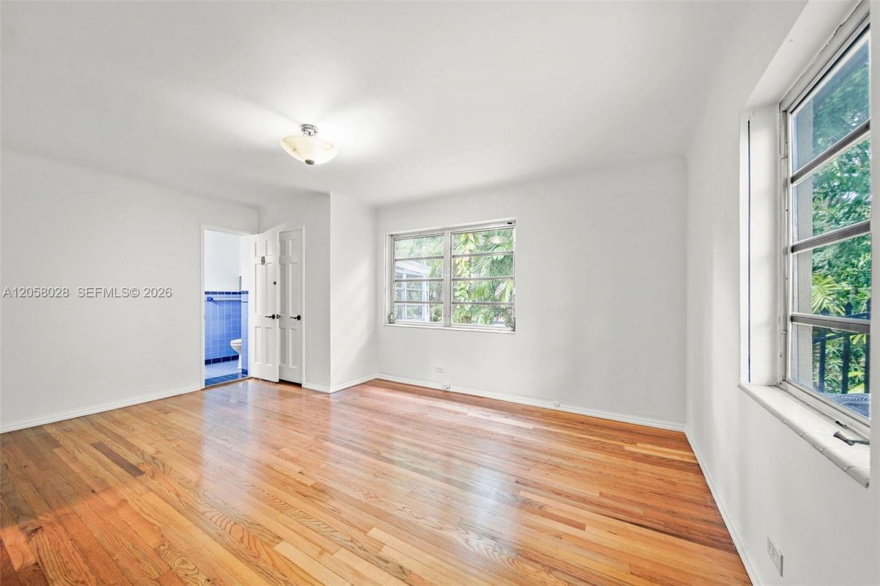 5842 Alton Rd , Miami Beach, FL 33140 Photo