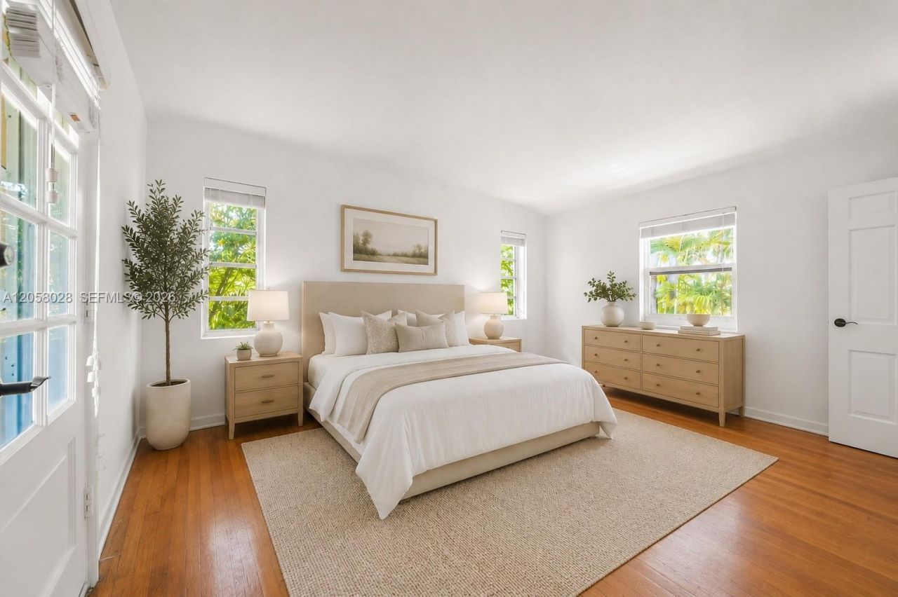 5842 Alton Rd , Miami Beach, FL 33140 Photo