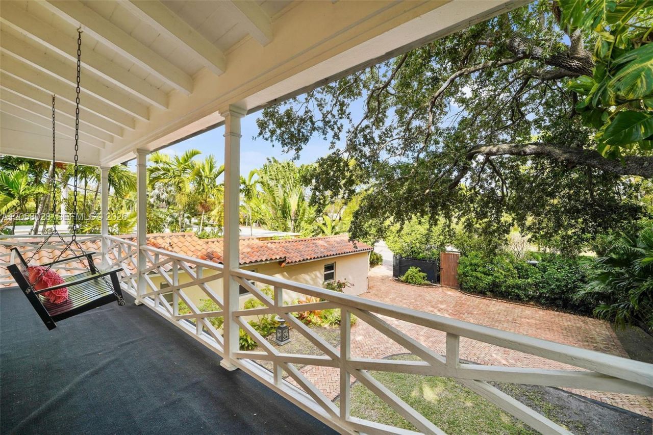 5842 Alton Rd , Miami Beach, FL 33140 Photo