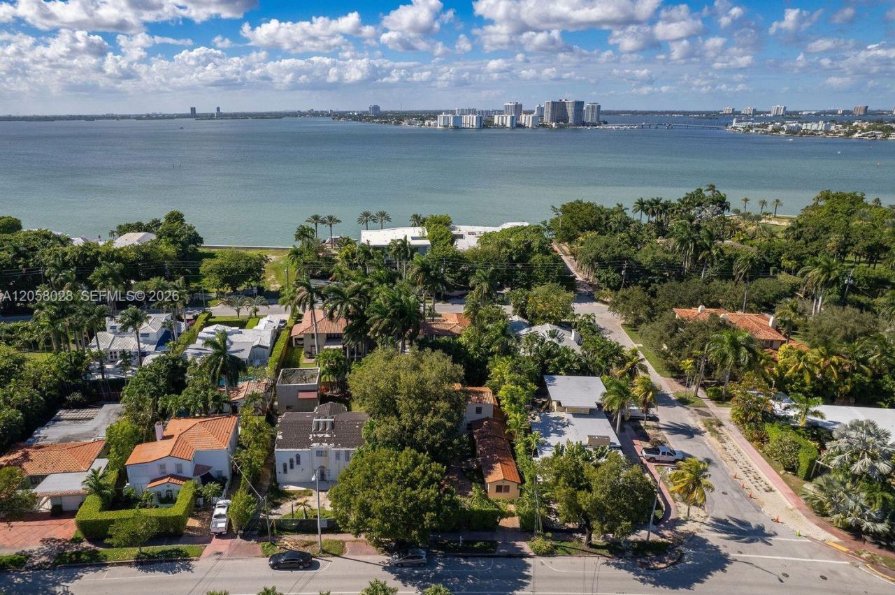 5842 Alton Rd , Miami Beach, FL 33140 Photo
