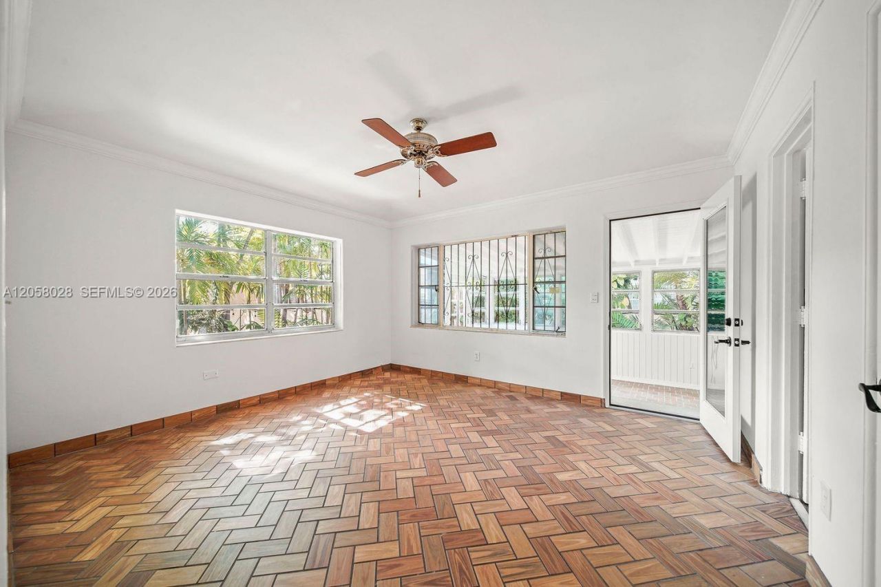 5842 Alton Rd , Miami Beach, FL 33140 Photo