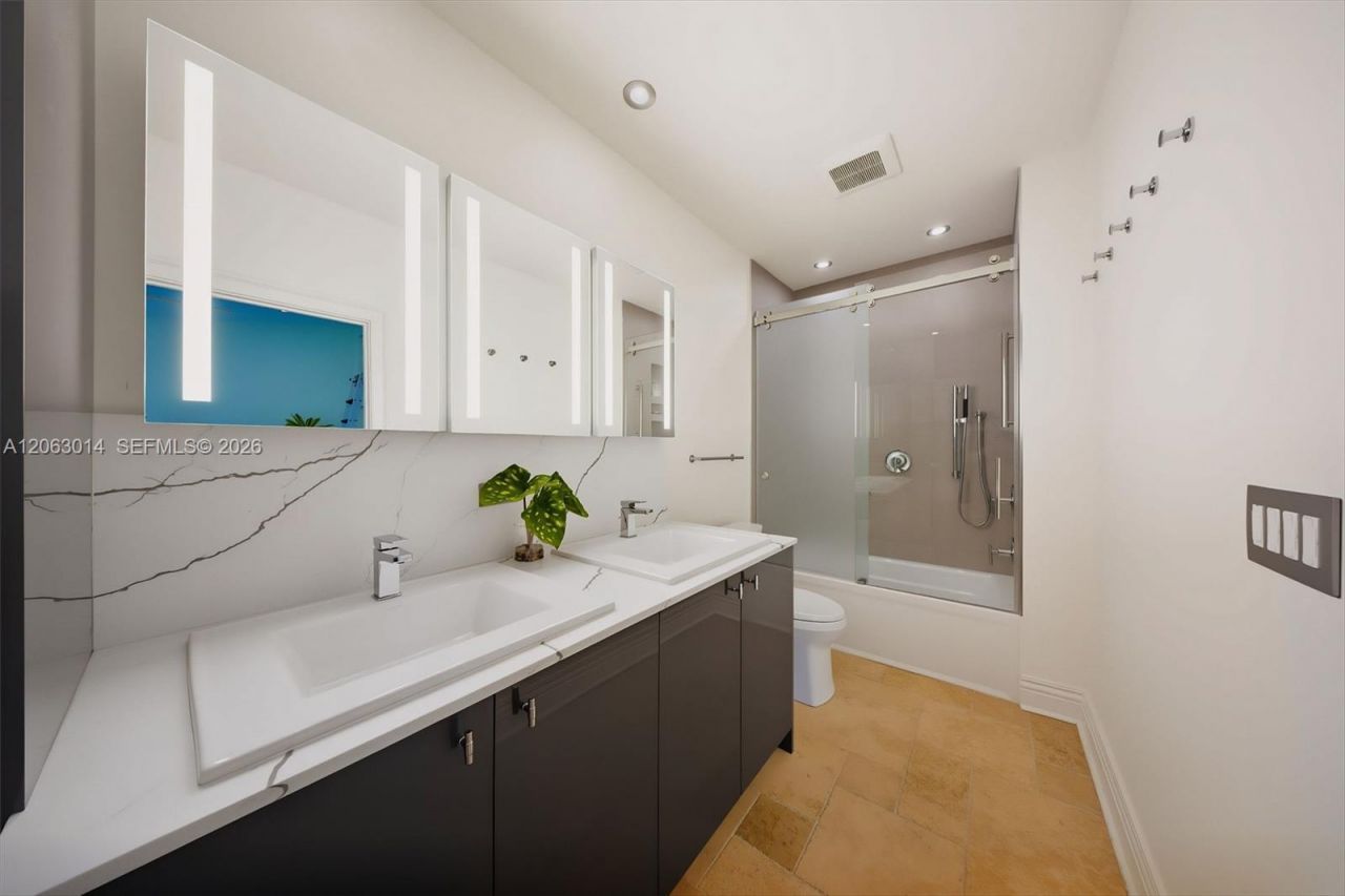 Please Call For Address, Unit 11, Key West, FL 33040 Photo