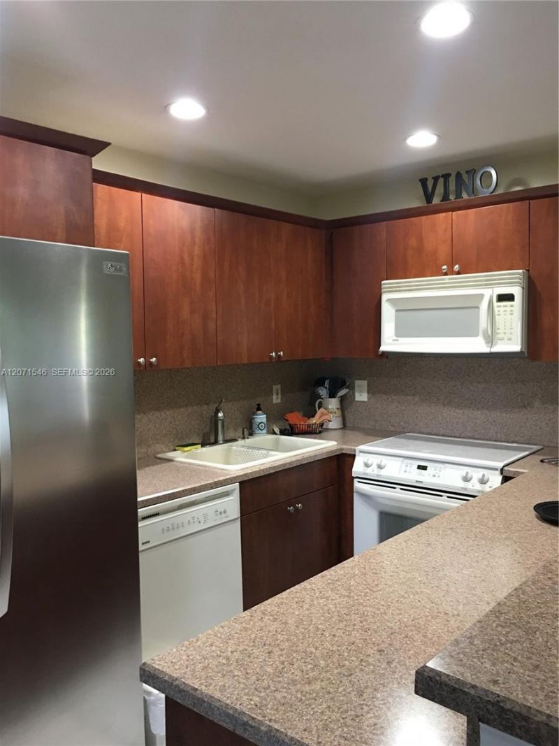 5801-5805 SW 61st St, Miami, FL 33143 Photo