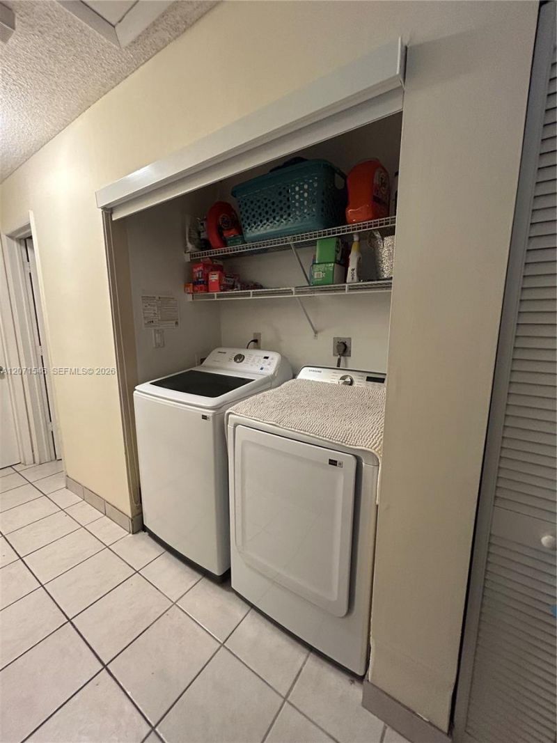 5801-5805 SW 61st St, Miami, FL 33143 Photo