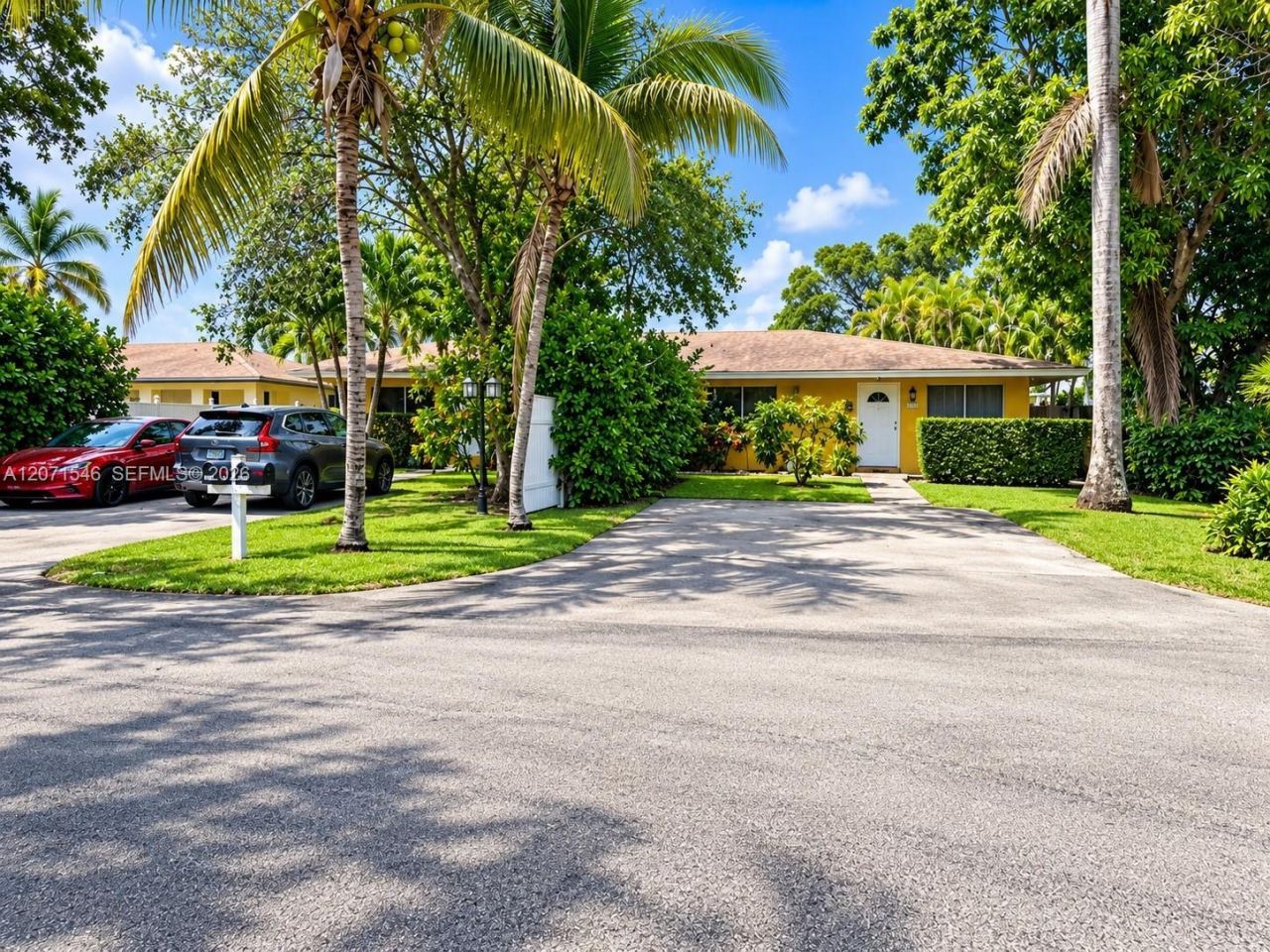 5801-5805 SW 61st St, Miami, FL 33143 Photo