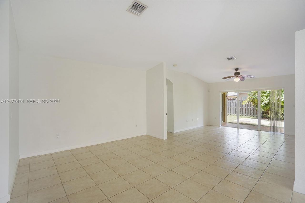 13950 SW 155th Ct , Unit 13950, Miami, FL 33196 Photo