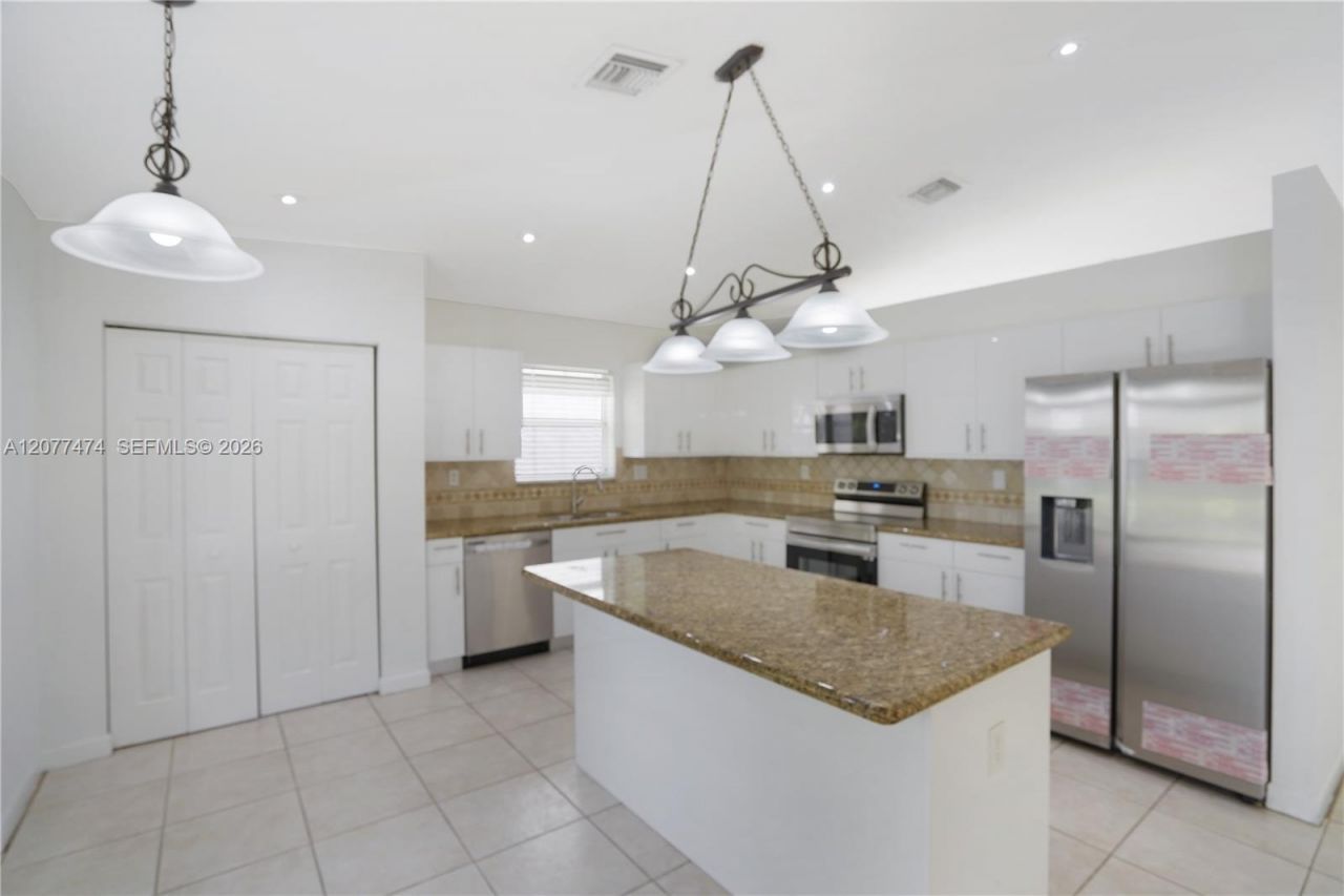 13950 SW 155th Ct , Unit 13950, Miami, FL 33196 Photo