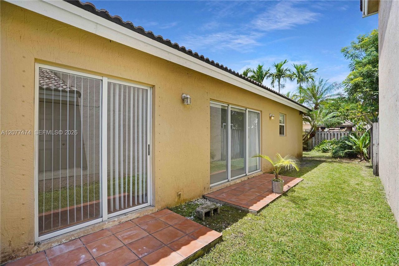 13950 SW 155th Ct , Unit 13950, Miami, FL 33196 Photo